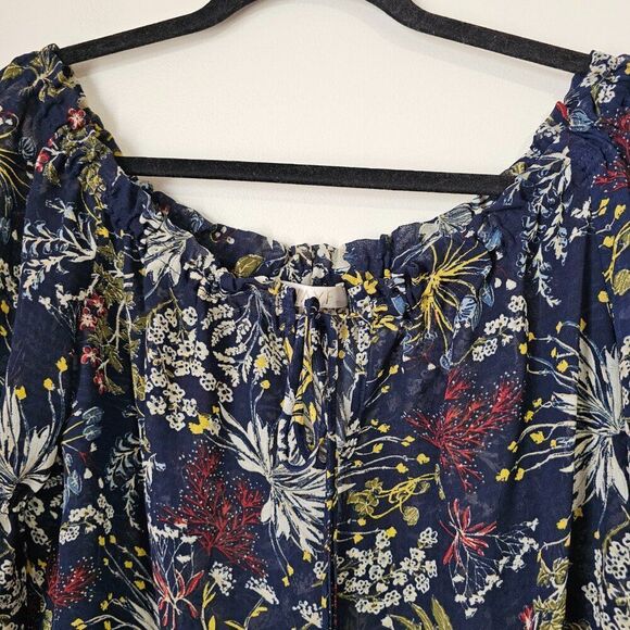 EUC LIKE NEW WAYF FLORAL SPLIT V NECK SHEER LONGSLEEVES TOP SIZE LARGE - Picture 7 of 16